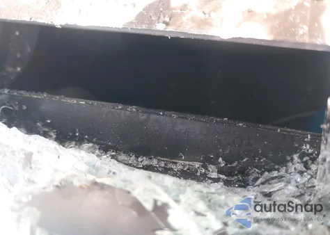 1999 Toyota 4Runner Sr5 V6 z USA, uszkodzony, nr VIN JT3GN86R8X0131986